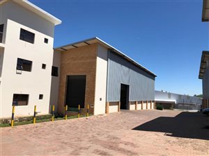 758 m² Industrial space in Halfway House