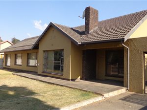 4 Bed House in Nimrod Park