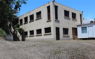 Commercial space in Alexander Park