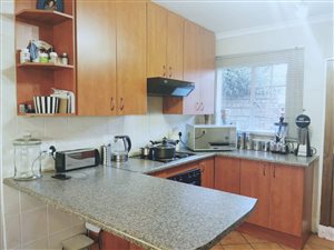 2 Bed Townhouse in Thatchfield