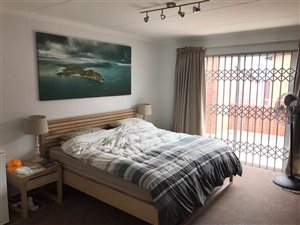 3 Bed Duplex in Maroeladal