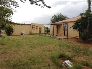 9259 m² Smallholding in Jan Kempdorp