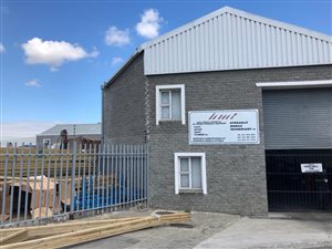 364 m² Industrial space in Kuilsriver