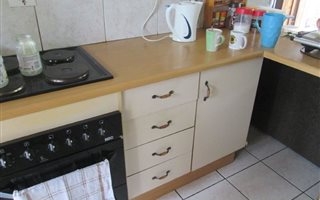 2 Bedroom House in Oos-Einde