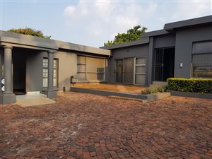 3 Bedroom House in Die Wilgers