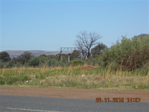 3678 m² Land available in Highbury