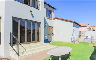 4 Bedroom House in Thatchfield