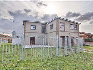 3 Bed House in Oakdene
