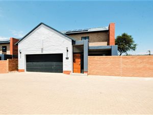 3 Bed Townhouse in Six Fountains Estate