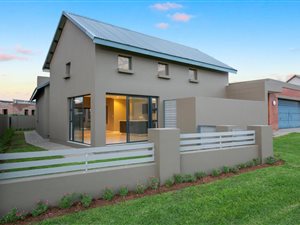3 Bed House in Copperleaf