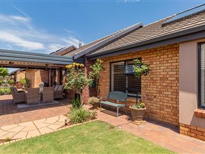 3 Bed House in Olympus