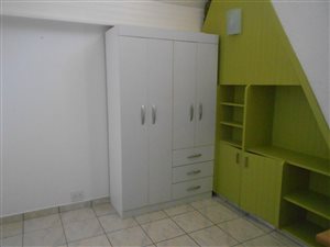 8 Bed Apartment in Lynnwood