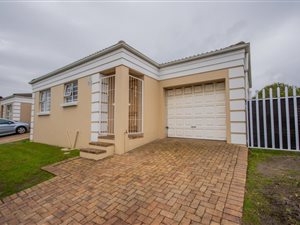 2 Bed House in Somerset Ridge