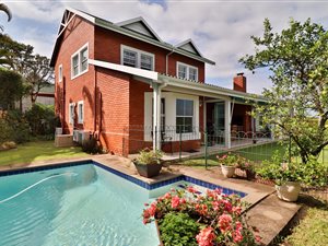 4 Bed Townhouse in Mt Edgecombe Estate 1 & 2