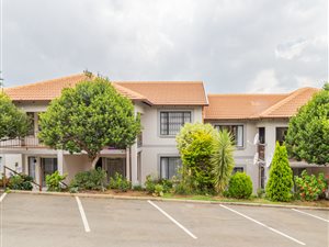 2 Bed Apartment in Wilgeheuwel