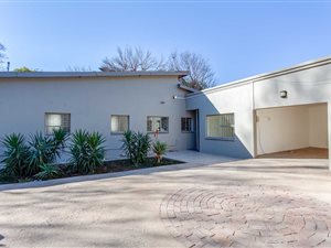 3 Bed House in Orchards