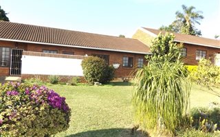 3 Bedroom Townhouse in Hayfields