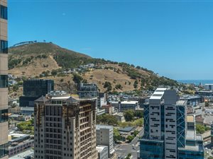 2 Bed Apartment in Cape Town City Centre