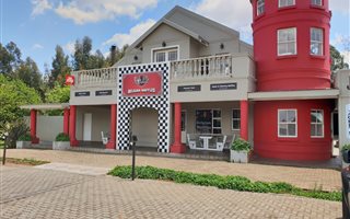 620 m² Commercial space in Dullstroom