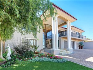 4 Bed House in Van Riebeeckshof
