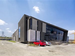 8910 m² Industrial space in Waterfall Country Estate