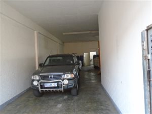 288 m² Industrial space in New Germany