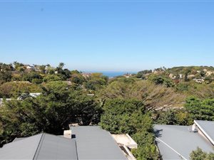4 Bed Apartment in Salt Rock