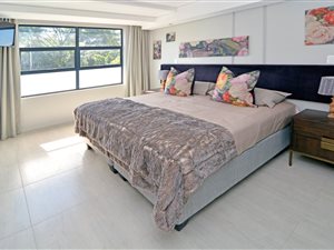 2 Bed Apartment in Menlo Park