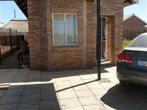 2 Bed House in De Beers