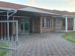 3 Bed House in Rowallan Park and surrounds