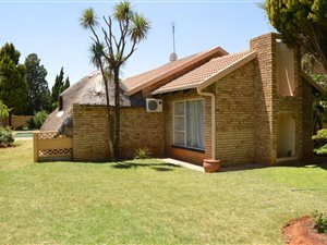 4 Bed House in Flamwood