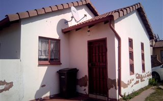 3 Bedroom House in Lotus Gardens