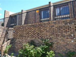 2 Bed Apartment in Stellenbosch Central