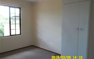 2 Bedroom Simplex in Lincoln Meade