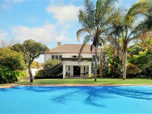 5 Bed House in Westcliff