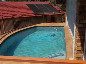 4 Bedroom House in Ridgeway