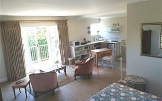 1 Bedroom Garden Cottage in Constantia