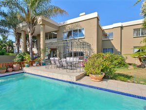 6 Bed House in Kyalami Estate