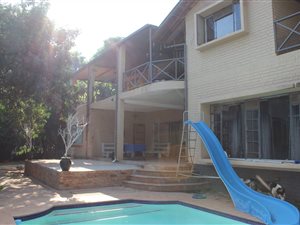 4 Bed House in Florauna