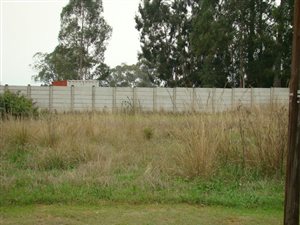 998 m² Land available in Himeville