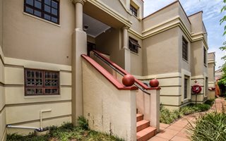 2 Bedroom Apartment in Riverside Park