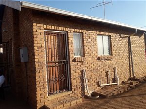 2 Bed House in Soshanguve