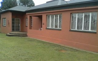 4 Bedroom House in Bultfontein