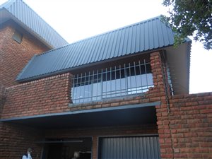 4 Bed House in Constantia Park