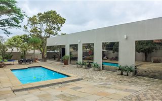 4 Bedroom House in Athlone Park