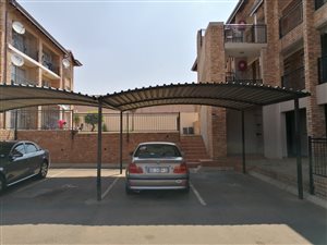 2 Bed Apartment in Heuweloord