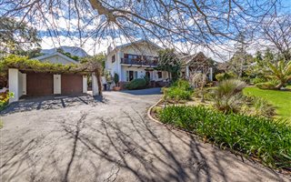 3 Bedroom House in Helderrand
