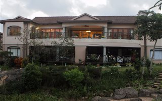 3 Bedroom Penthouse in Hillcrest Central