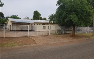 3 Bedroom House in Meiringspark
