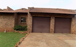 4.4 ha Farm in Brakpan North